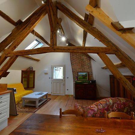 Gîte de la vallée Saint-Hilaire-la-Gravelle Extérieur photo