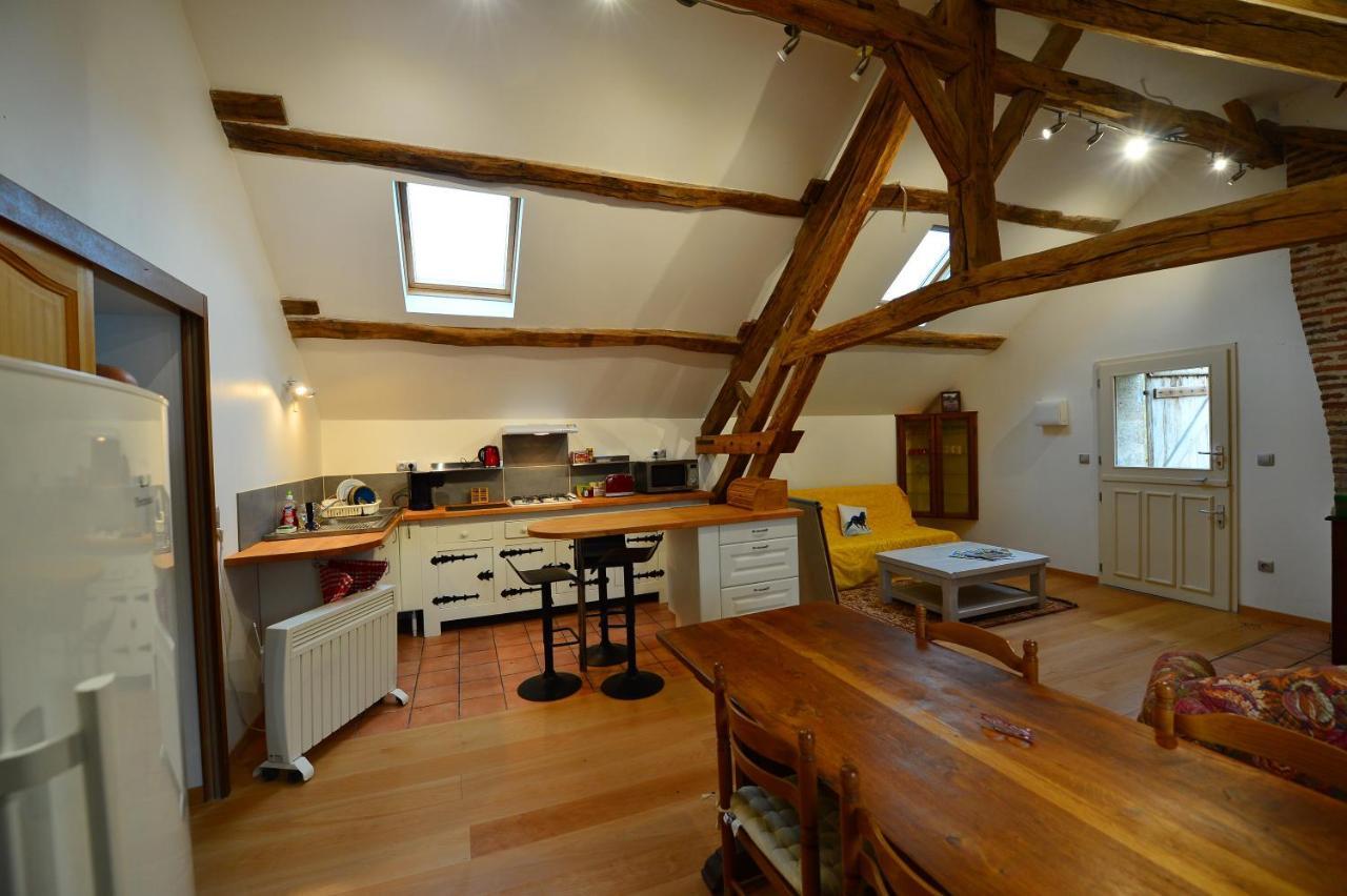 Gîte de la vallée Saint-Hilaire-la-Gravelle Extérieur photo